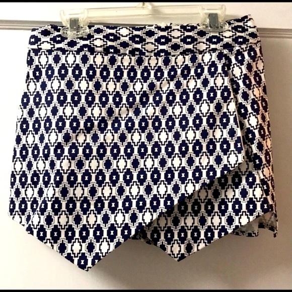 Design Lab Print Skort - Picture 6 of 8